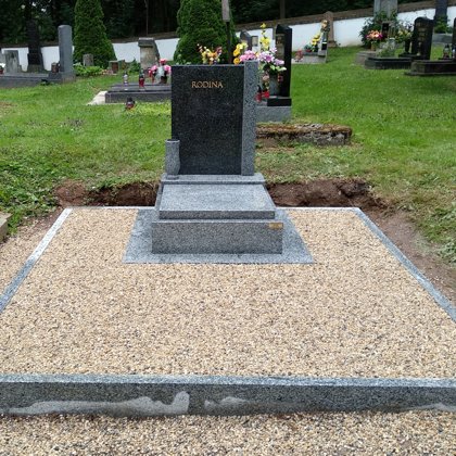 Vzor č. 5 - Urnový pomník Vahlovice + Impala se sloupkem, chodníčky, obrubníčky