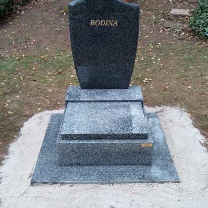 Vzor č. 11 - Urnový pomník Vahlovice + Impala vel. 60x70