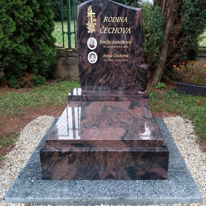 Vzor č. 42 - Pomník velikosti 70x100 mat. Aruba, leštěný chodníček Vahlovice