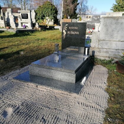 Vzor č.57 - Urnový pomník 100x130 Vahlovice + Impala