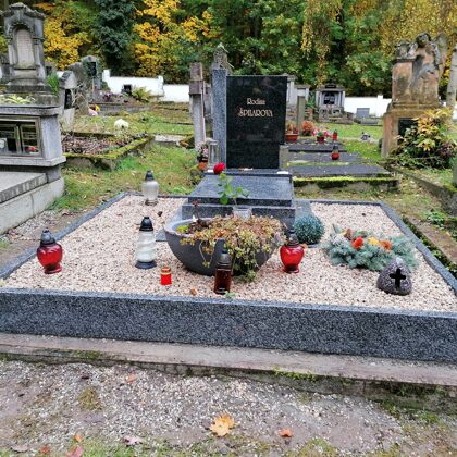 Vzor č. 69 - Pomník Vahlovice + Impala vel. 70 x 100, tělo Impala se sloupkem Vahlovice, o