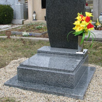 Vzor č.7 - Urnový pomník Vahlovice + Impala,chodníčky