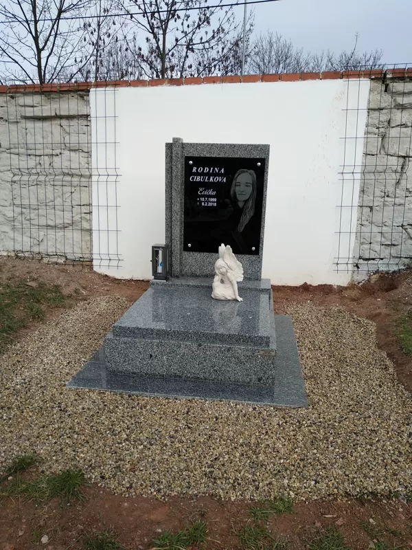 Vzor č.1 - Urnový pomník Vahlovice s lezinkou vel. 70x90