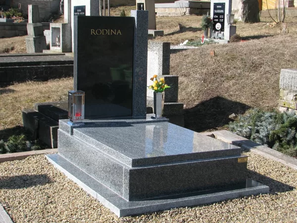 Vzor č. 17 - Urnový pomník vel. 100x130 Vahlovice + Impala se sloupkem